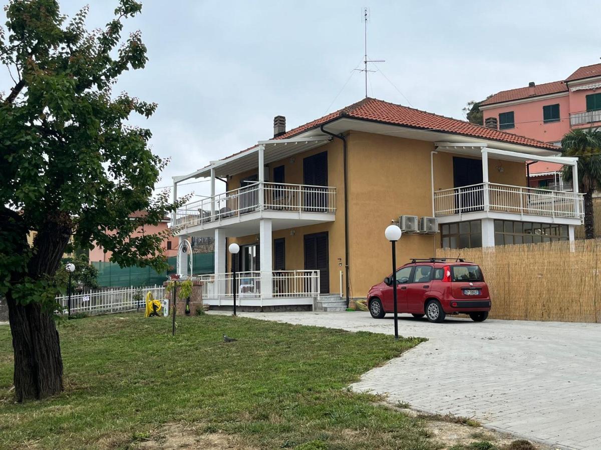 Il Gattino Di Porto - Apt 6 - Monolocale Terrazzo Piscina Imperia Zewnętrze zdjęcie